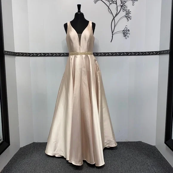 cardigan for over formal dress CHAMPAGNE SEQUIN DRESS | CULT MIA main image 1